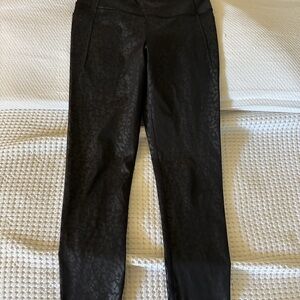 Gap Black Monochrome Leopard Leggings